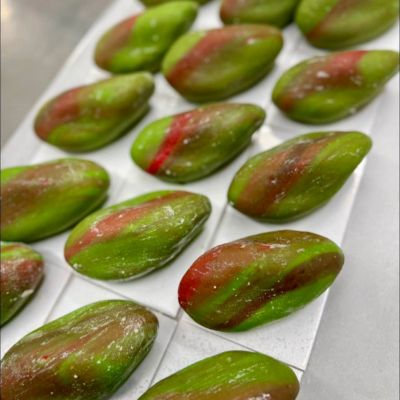 MOULE PISTACHE